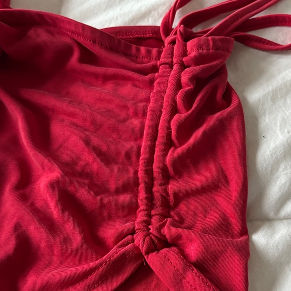 Edikted Red Ruched 2 piece Asymmetric skirt & top - Picture 7 of 8